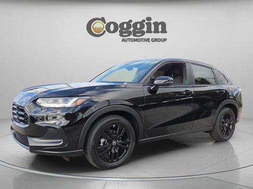 Crystal Black Pearl 2026 Honda HR-V Sport