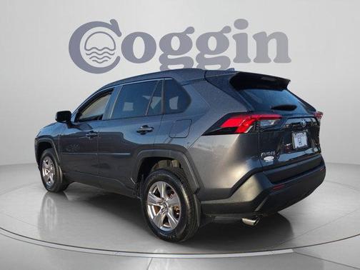 Magnetic Gray Metallic 2022 Toyota RAV4 XLE