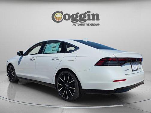 Platinum White Pearl 2026 Honda Accord Hybrid Touring