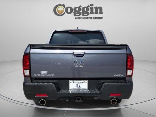 Lunar Silver Metallic 2021 Honda Ridgeline RTL