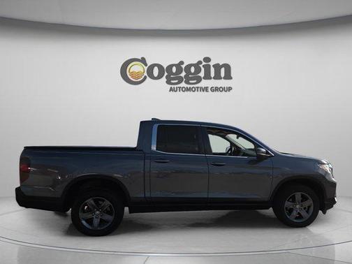 Lunar Silver Metallic 2021 Honda Ridgeline RTL