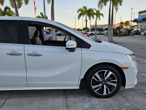 2020 Honda Odyssey Elite