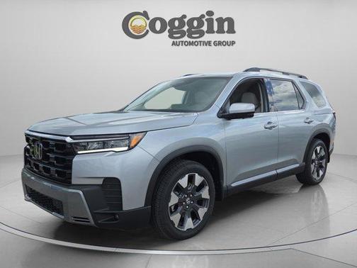 Solar Silver Metallic 2026 Honda Pilot Touring