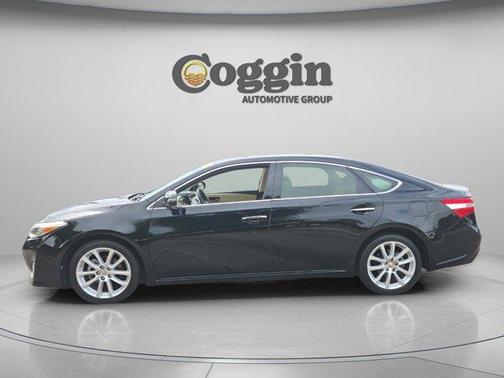 Attitude Black 2014 Toyota Avalon Limited