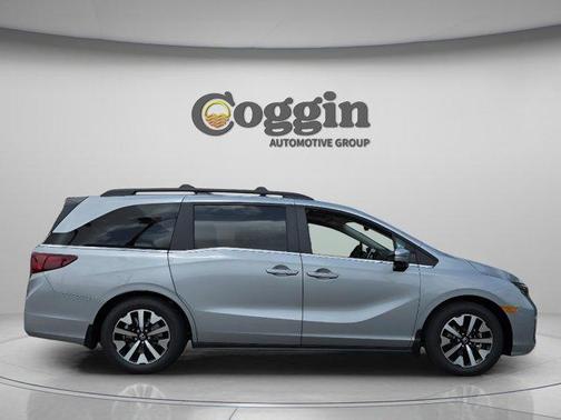 Solar Silver Metallic 2026 Honda Odyssey EX-L