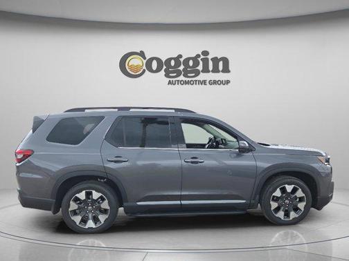 Modern Steel Metallic 2026 Honda Pilot Touring
