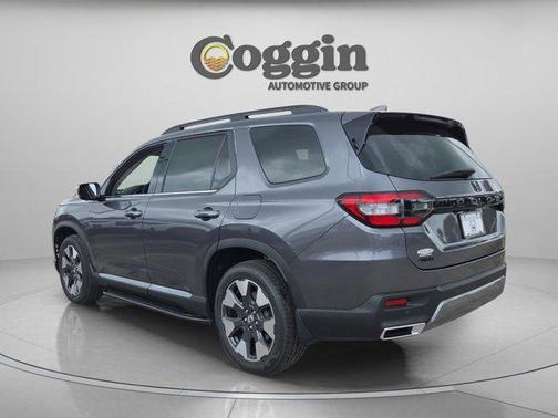Modern Steel Metallic 2026 Honda Pilot Touring