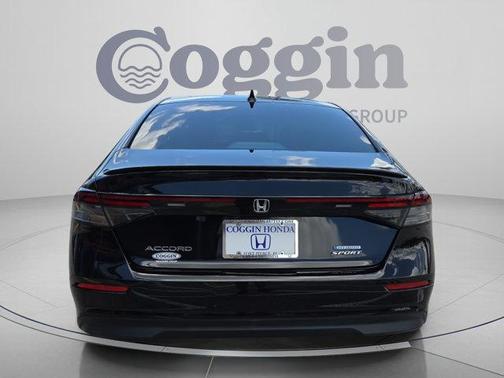 Crystal Black Pearl 2023 Honda Accord Hybrid Sport