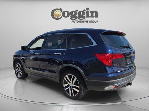 Modern Steel Metallic 2017 Honda Pilot Touring