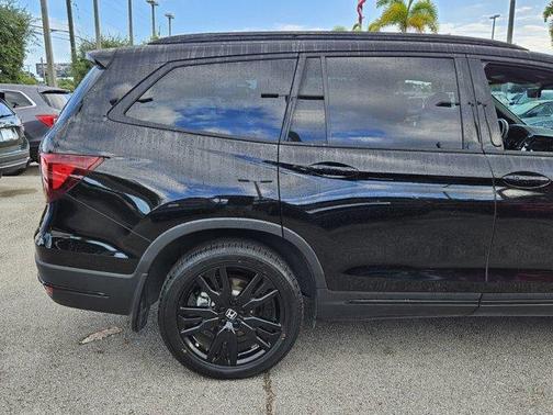 2022 Honda Pilot Black Edition