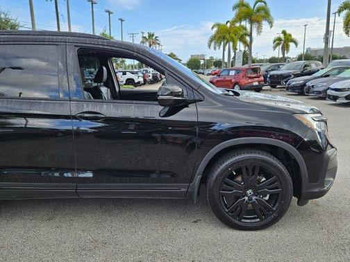 2022 Honda Pilot Black Edition