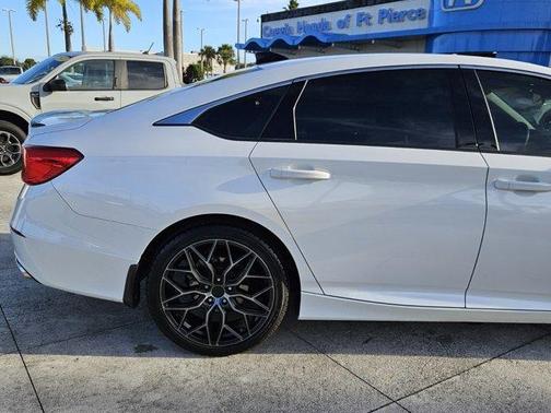 2022 Honda Accord Sport SE