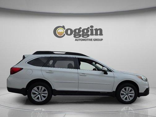 Crystal White Pearl 2015 Subaru Outback 2.5i Premium