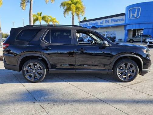 2025 Honda Pilot Sport