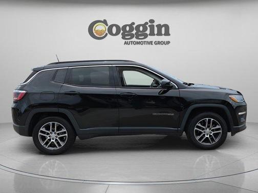 Diamond Black 2020 Jeep Compass Latitude
