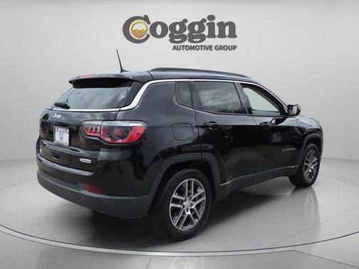 Diamond Black 2020 Jeep Compass Latitude