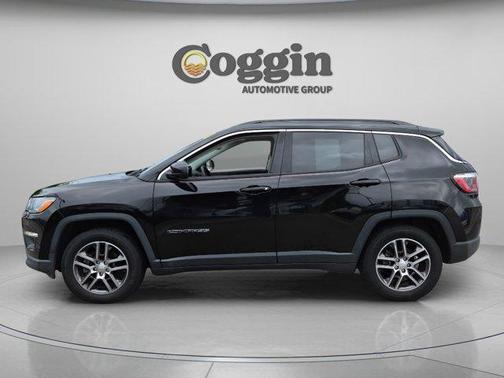 Diamond Black 2020 Jeep Compass Latitude