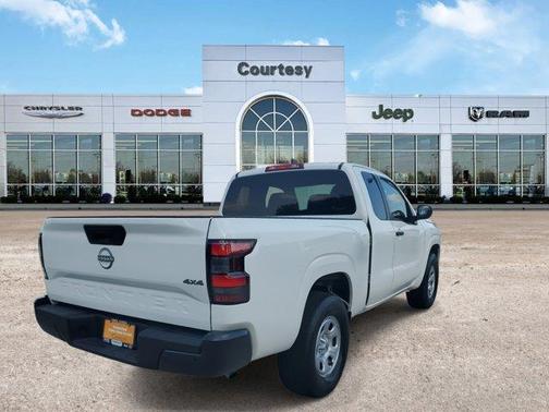 2024 Nissan Frontier S