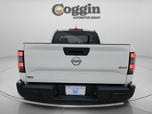 2024 Nissan Frontier S