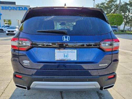 2025 Honda Pilot Touring