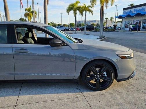 2025 Honda Accord Hybrid Sport-L