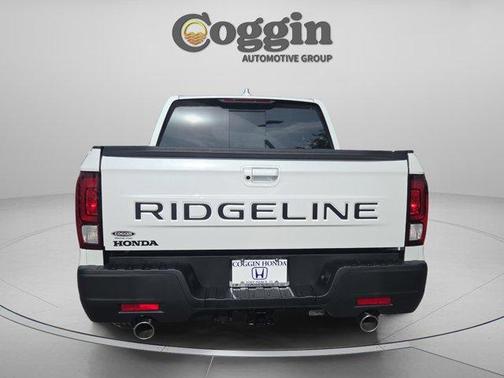 Platinum White Pearl 2026 Honda Ridgeline RTL