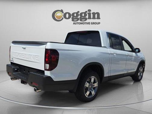 Platinum White Pearl 2026 Honda Ridgeline RTL