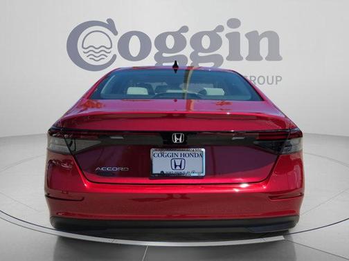 Radiant Red Metallic 2026 Honda Accord SE