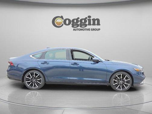 Canyon 2026 Honda Accord Hybrid Touring