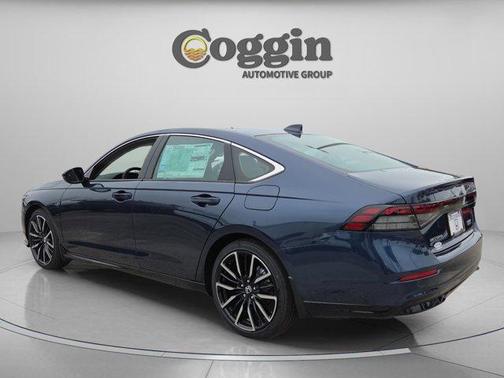 Canyon 2026 Honda Accord Hybrid Touring