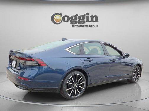 Canyon 2026 Honda Accord Hybrid Touring