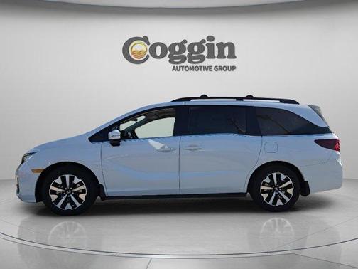 Platinum White Pearl 2026 Honda Odyssey EX-L