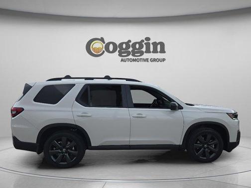 Platinum White Pearl 2026 Honda Pilot Sport