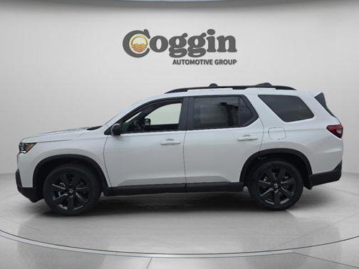 Platinum White Pearl 2026 Honda Pilot Sport