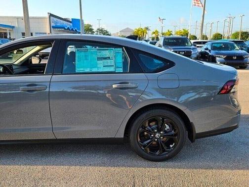 2025 Honda Accord SE