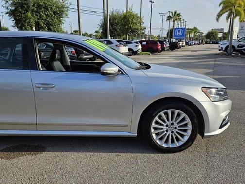 2016 Volkswagen Passat 1.8T SE
