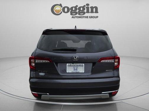 2020 Honda Pilot Touring 8-Passenger