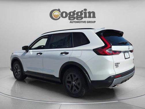 Platinum White Pearl 2026 Honda CR-V Hybrid TrailSport