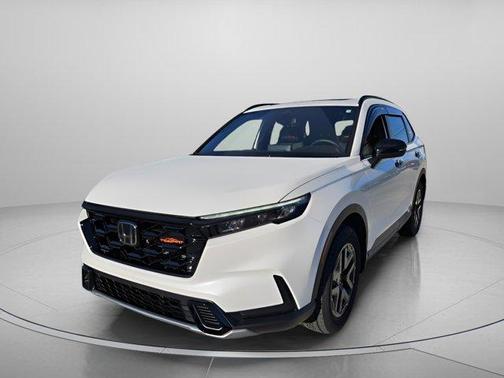 Platinum White Pearl 2026 Honda CR-V Hybrid TrailSport