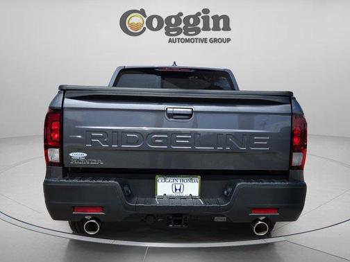 Modern Steel Metallic 2026 Honda Ridgeline RTL