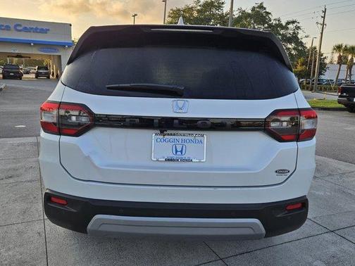 2023 Honda Pilot EX-L 8-Passenger