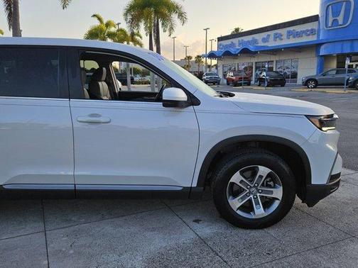 2023 Honda Pilot EX-L 8-Passenger