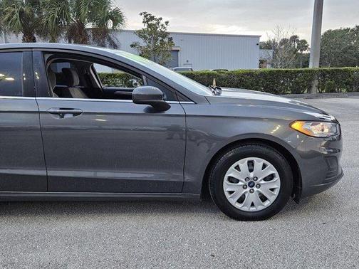 2019 Ford Fusion S