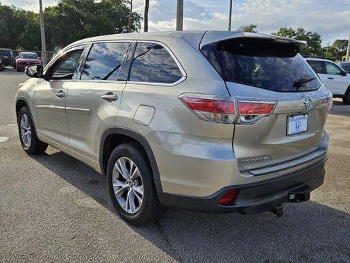 2016 Toyota Highlander LE Plus