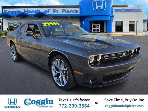 2023 Dodge Challenger SXT