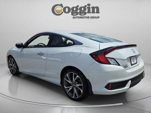 Lunar Silver Metallic 2019 Honda Civic Touring