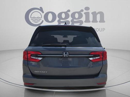 Modern Steel Metallic 2024 Honda Odyssey EX-L