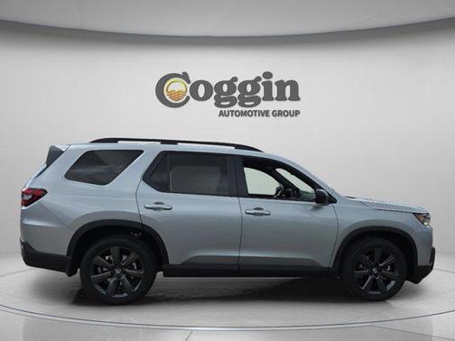 Solar Silver Metallic 2026 Honda Pilot Sport