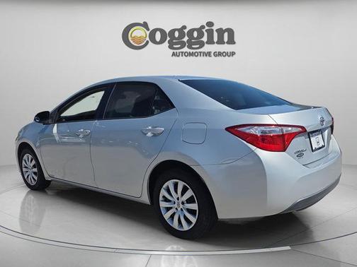 Classic Silver Metallic 2016 Toyota Corolla LE