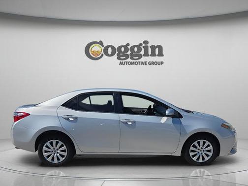 Classic Silver Metallic 2016 Toyota Corolla LE